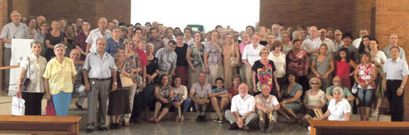 Más de 150 personas peregrinan al Cottolengo Los grupos del IDR del arciprestazgo de los Santos Patronos, de Valencia, celebran juntos el fin de curso