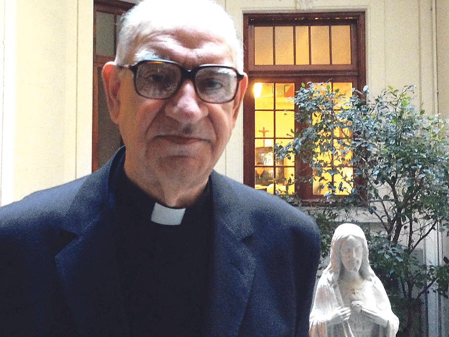 El valenciano que más conoce al Papa le donó su sangre en el seminario Entrevista a José Bonet, presidente del Tribunal de Apelación de la Iglesia en Argentina