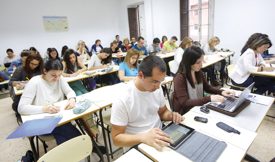 El IDCR abre el curso con más de mil alumnos En 18 sedes, con 4 nuevas en Valencia, Ontinyent y Rafelbunyol