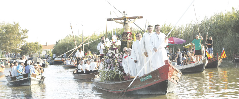 Preparan un encuentro de cinco imágenes de Cristo en la Albufera El 7 de julio en barca, desde las localidades ribereñas