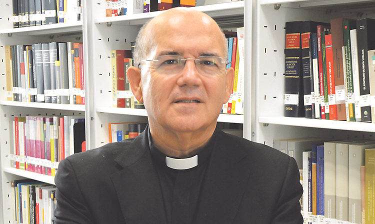 "Debemos crear un estilo de  vida solidario y sostenible" José Luis Sánchez, director del II Congreso Internacional Pobreza, Hambre y Sostenibilidad (5 y 6 de octubre), analiza sus claves fundamentales