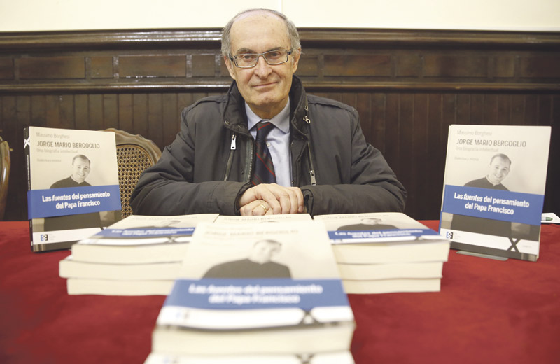 “Francisco es radical en el terreno social y muy atento a conservar la tradición católica” El filósofo Massimo Borghesi presenta en Valencia la biografía intelectual del Papa