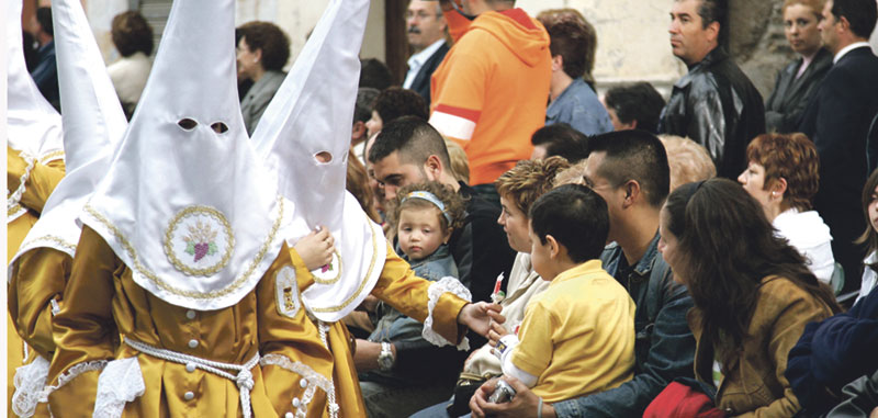 La Semana Santa joven de España mira a Alzira La capital de la Ribera Alta acoge el VII Encuentro Nacional de Jóvenes de Hermandades y Cofradías