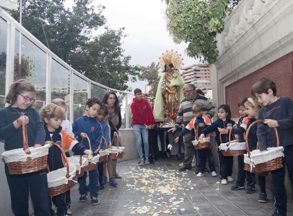 Visita Virgen Desamparados Colegio San José de Calasanz Valencia