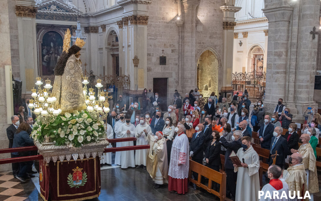 Con la ‘Mareta’ en sus corazones El Arzobispo agradece a los valencianos las muestras de cariño hacia la Mare de Déu durante el recorrido de la Peregrina por los pueblos