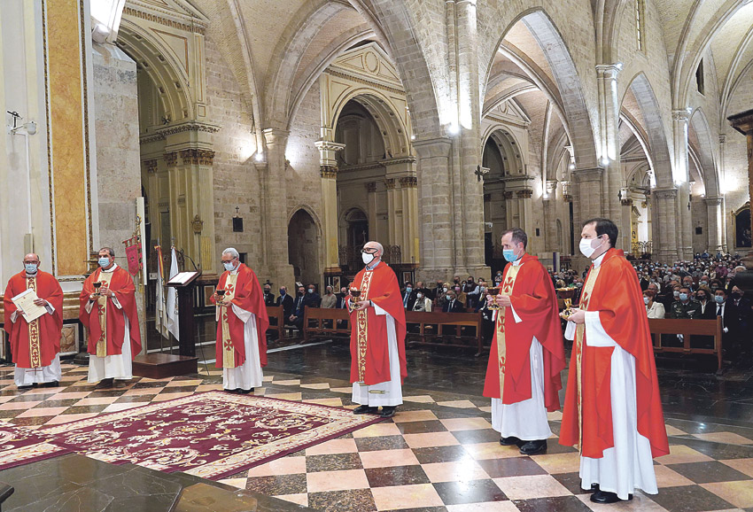 “Solo desde la Eucaristía hay un futuro lleno de esperanza” El cardenal Cañizares clausura el  Año Jubilar del Santo Cáliz