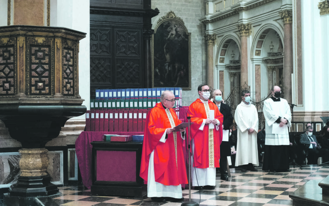 La causa de beatificación de 91 mártires valencianos se traslada a Roma Se clausura la fase diocesana del proceso, durante la misa de la festividad de san Vicente en la Catedral