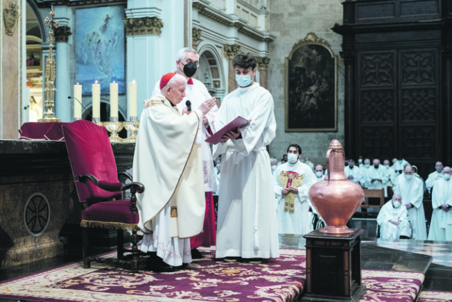 El Arzobispo pide “el precioso don de la paz para las víctimas de la guerra” Crónica de la Semana Santa en la diócesis