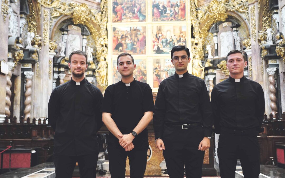 Los nuevos sacerdotes de la diócesis comparten su testimonio vocacional de “paz y alegría” antes de su ordenación