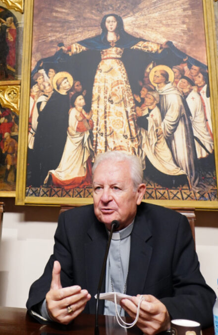 Mons. Salinas: «La Iglesia sigue teniendo necesidad de dar respuesta a la sociedad de hoy» En su conferencia pidió materializar “con paciencia” las propuestas del Sínodo Diocesano