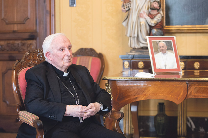 “El papa Francisco quiere hacer la  reforma de la Iglesia predicando el Evangelio”Entrevista al arzobispo de Valencia, cardenal Antonio Cañizares