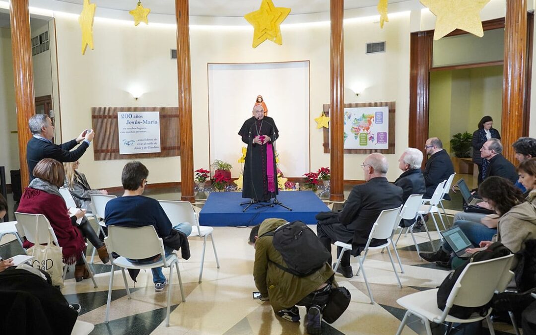 “Quisiera ser recordado como Obispo cercano a todos” Mons. Benavent saludó a las autoridades y a medios de comunicación en el colegio Jesús-María