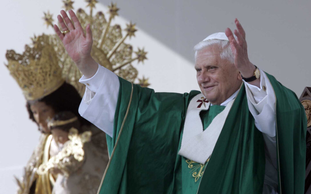 Valencia acogió la primera visita apostólica a España de Benedicto XVI  Los días 8 y 9 de julio de 2006