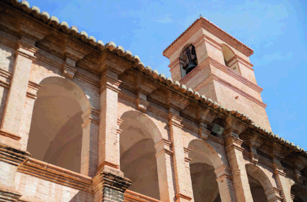 Llombai: La Santa Cruz, parroquia fundada por S. Francisco de Borja  Rutas de fe y cultura