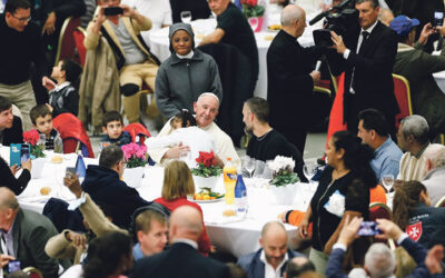 Francisco: “Por mis 10 años como Papa, regálenme la paz” Los medios de comunicación vaticanos presentaron “Popecast”, un podcast en el que el Papa ofrece una mirada sobre los diez años de Pontificado
